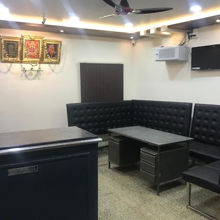 Shri Vasant Lodge Hubli Bagian luar foto